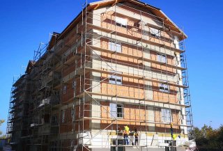 Noul cartier de Locuințe ANL are construite primele două blocuri